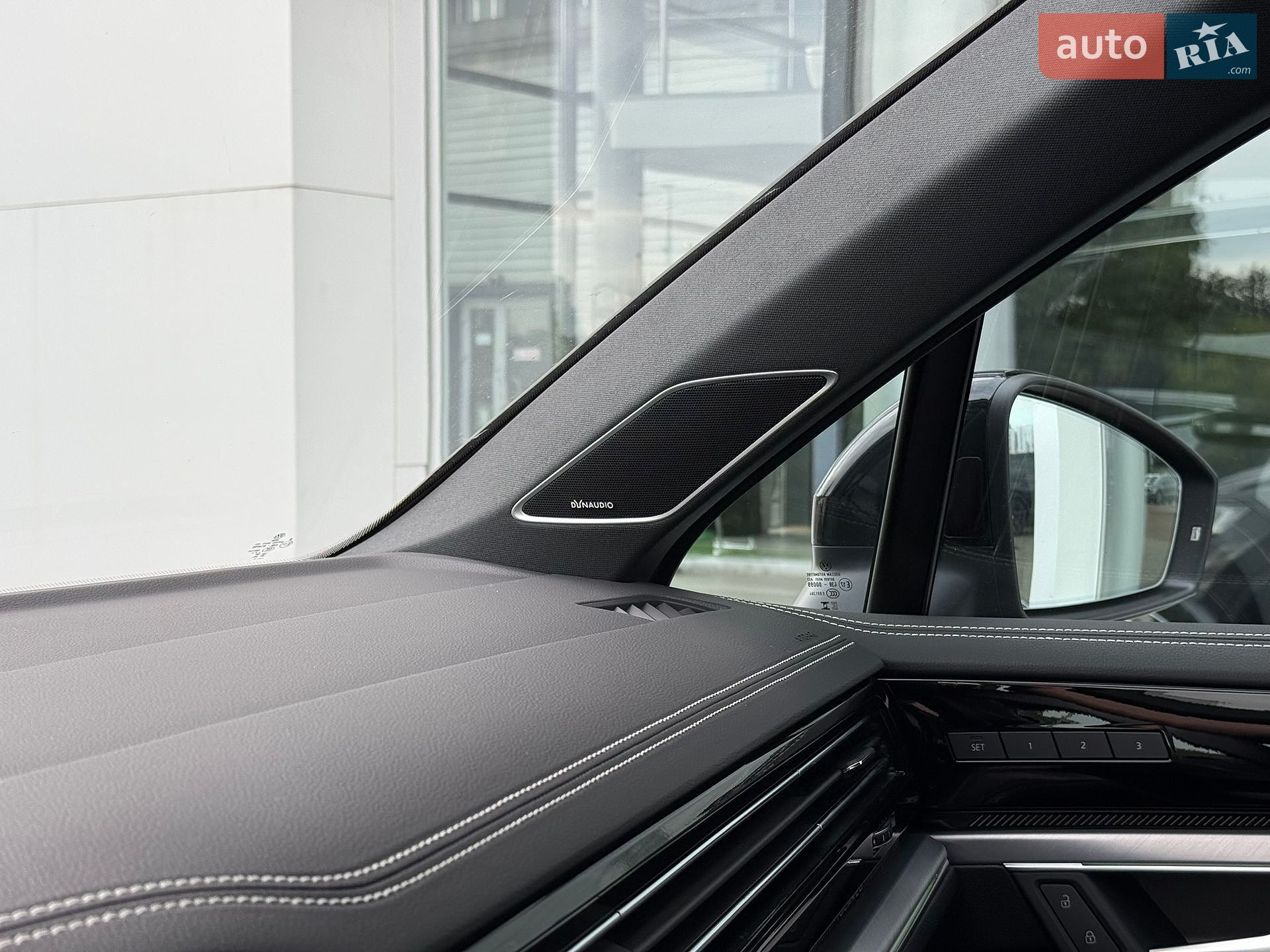 Volkswagen Touareg 2025 VIN WVGZZZCR3SD015031 фото оголошення 23 з 28