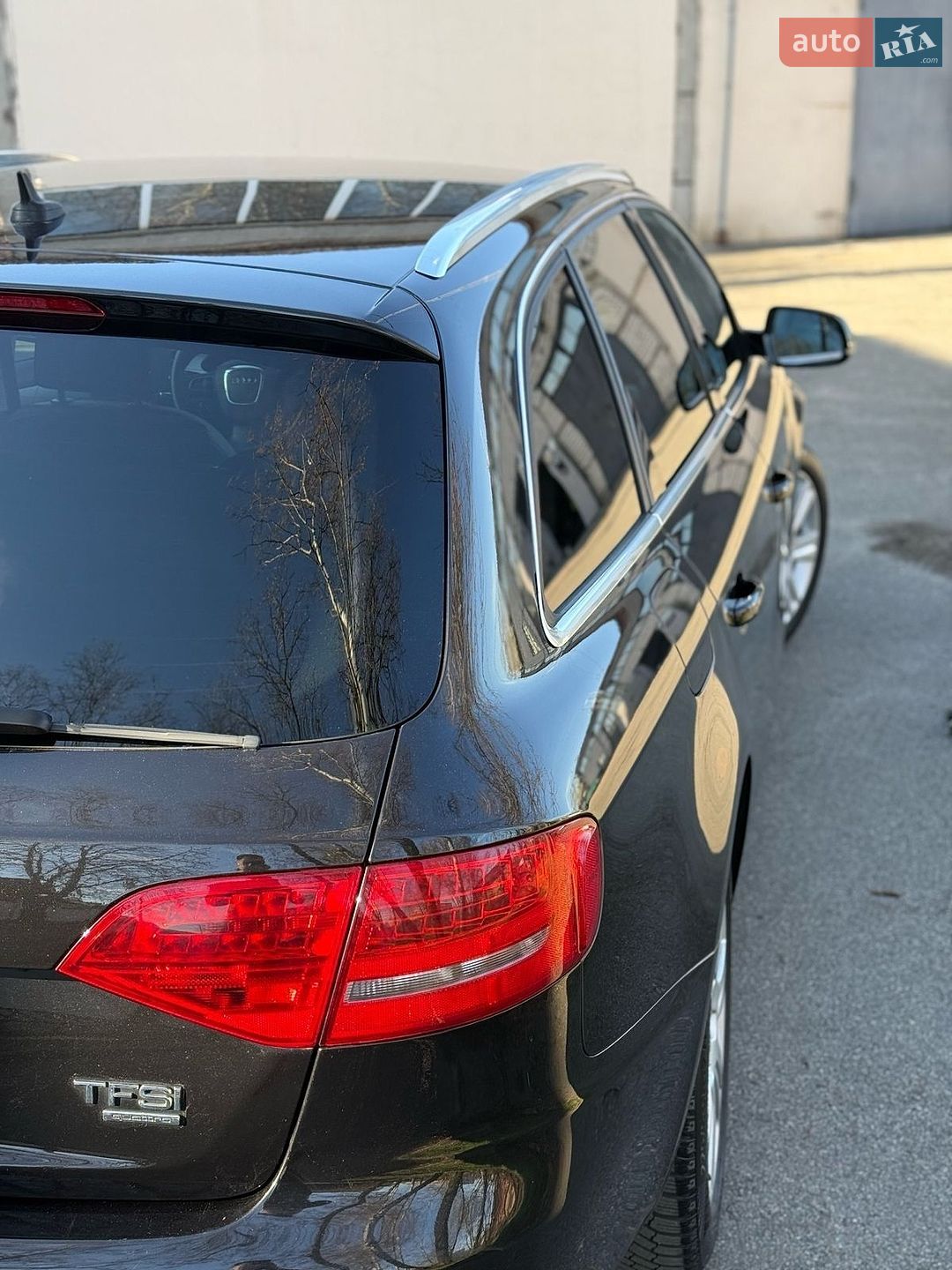 Audi A4 2011 VIN WAUZZZ8K6CA111011 фото оголошення 14 з 45