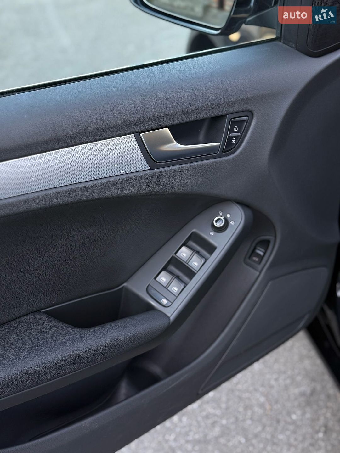 Audi A4 2011 VIN WAUZZZ8K6CA111011 фото оголошення 16 з 45