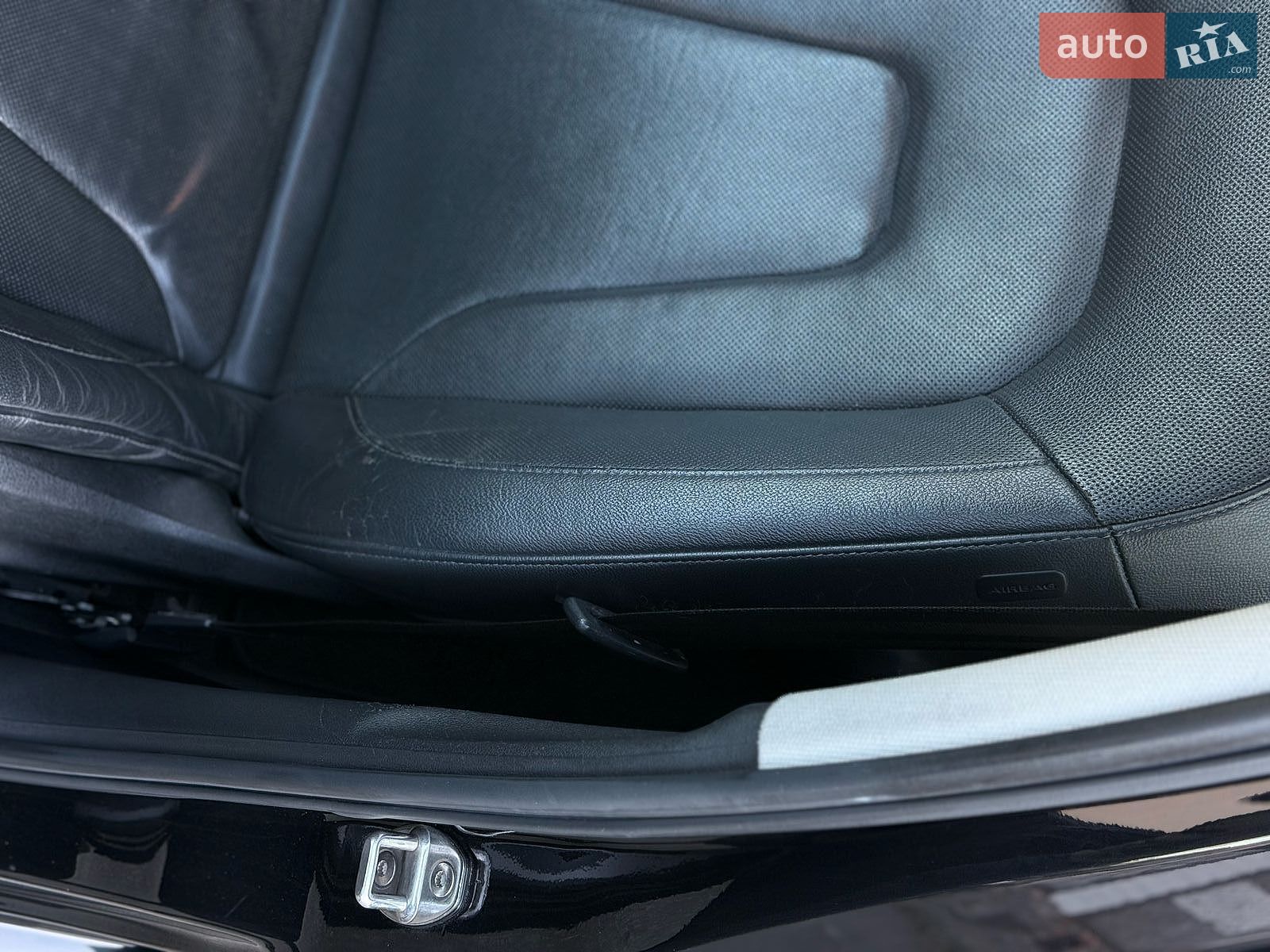 Audi A4 2011 VIN WAUZZZ8K6CA111011 фото оголошення 15 з 45