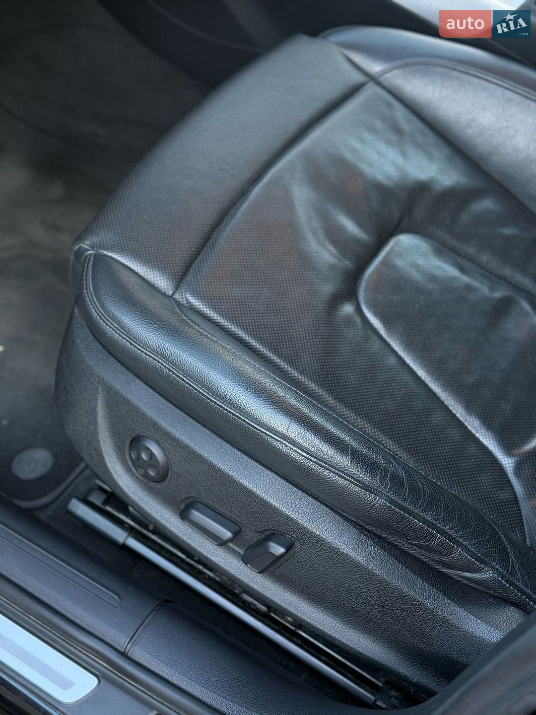 Audi A4 2011 VIN WAUZZZ8K6CA111011 фото оголошення 22 з 45