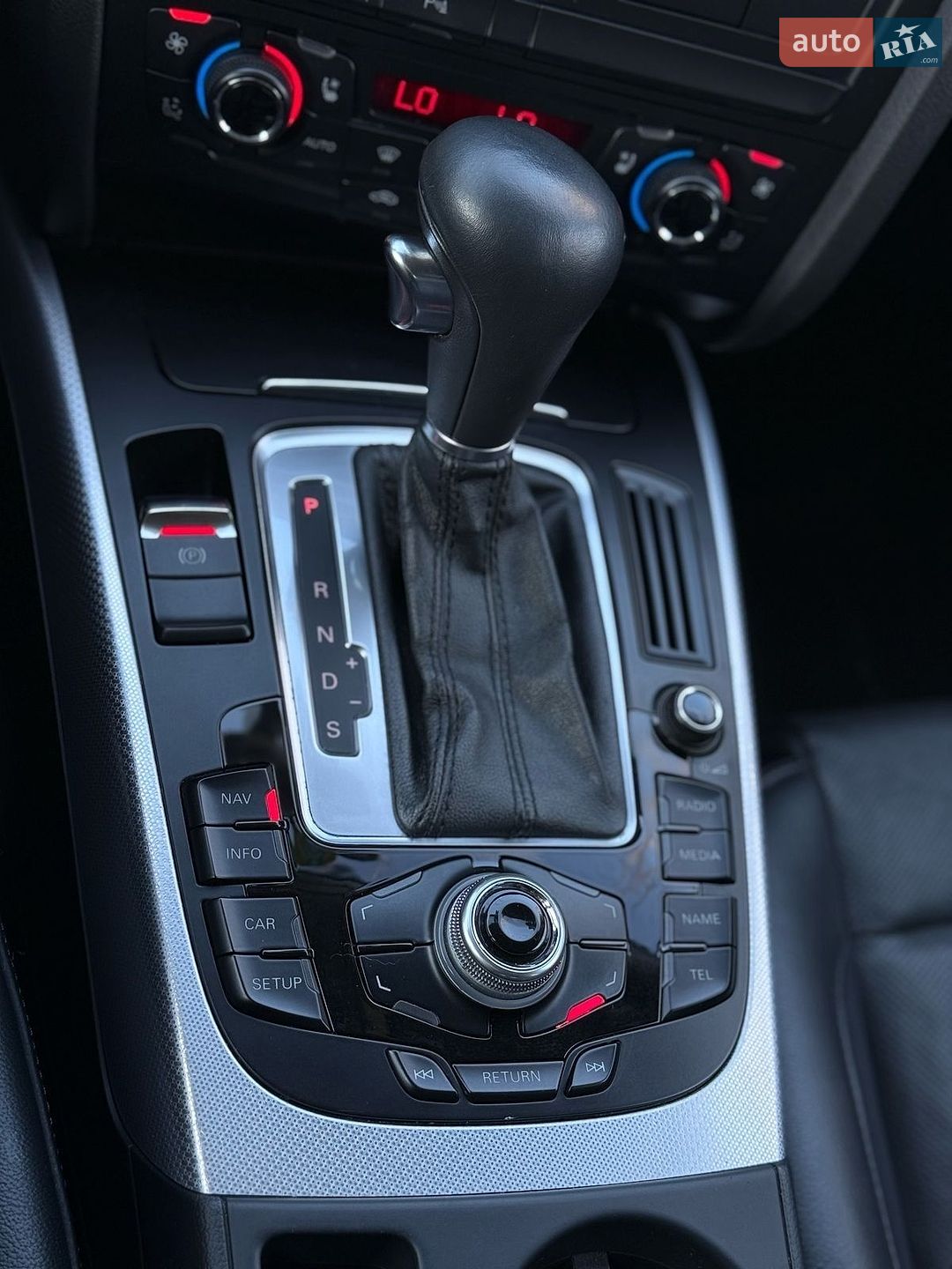 Audi A4 2011 VIN WAUZZZ8K6CA111011 фото оголошення 32 з 45