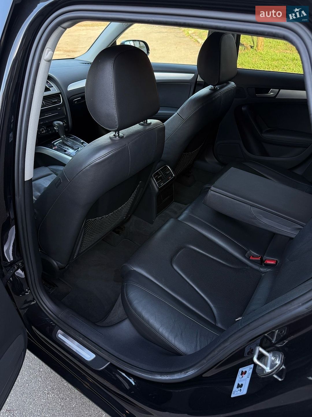Audi A4 2011 VIN WAUZZZ8K6CA111011 фото оголошення 35 з 45