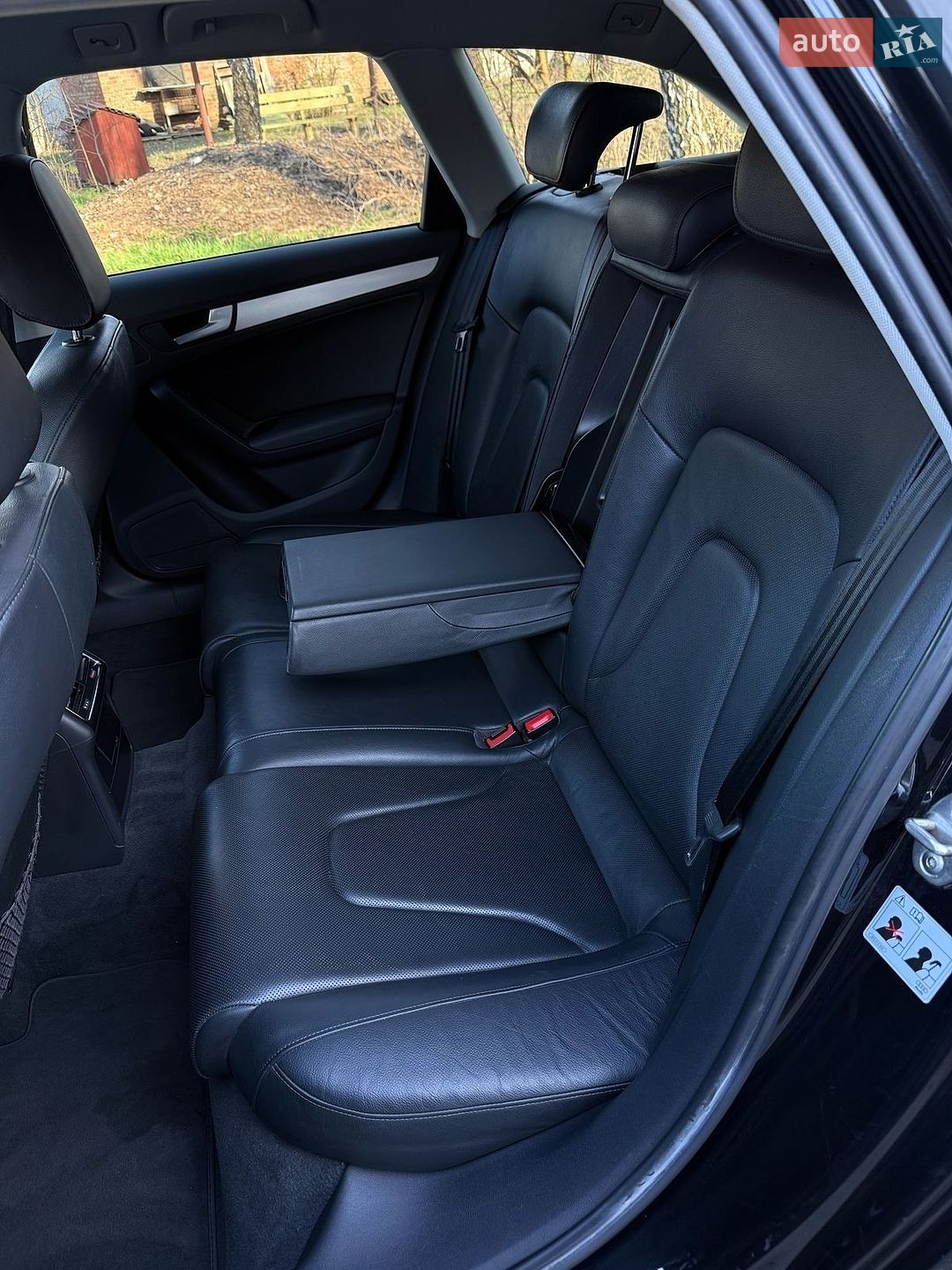 Audi A4 2011 VIN WAUZZZ8K6CA111011 фото оголошення 36 з 45