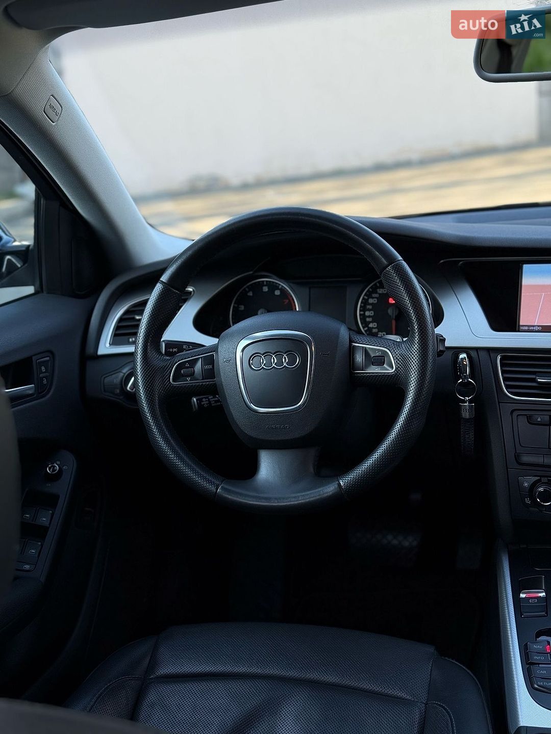 Audi A4 2011 VIN WAUZZZ8K6CA111011 фото оголошення 38 з 45