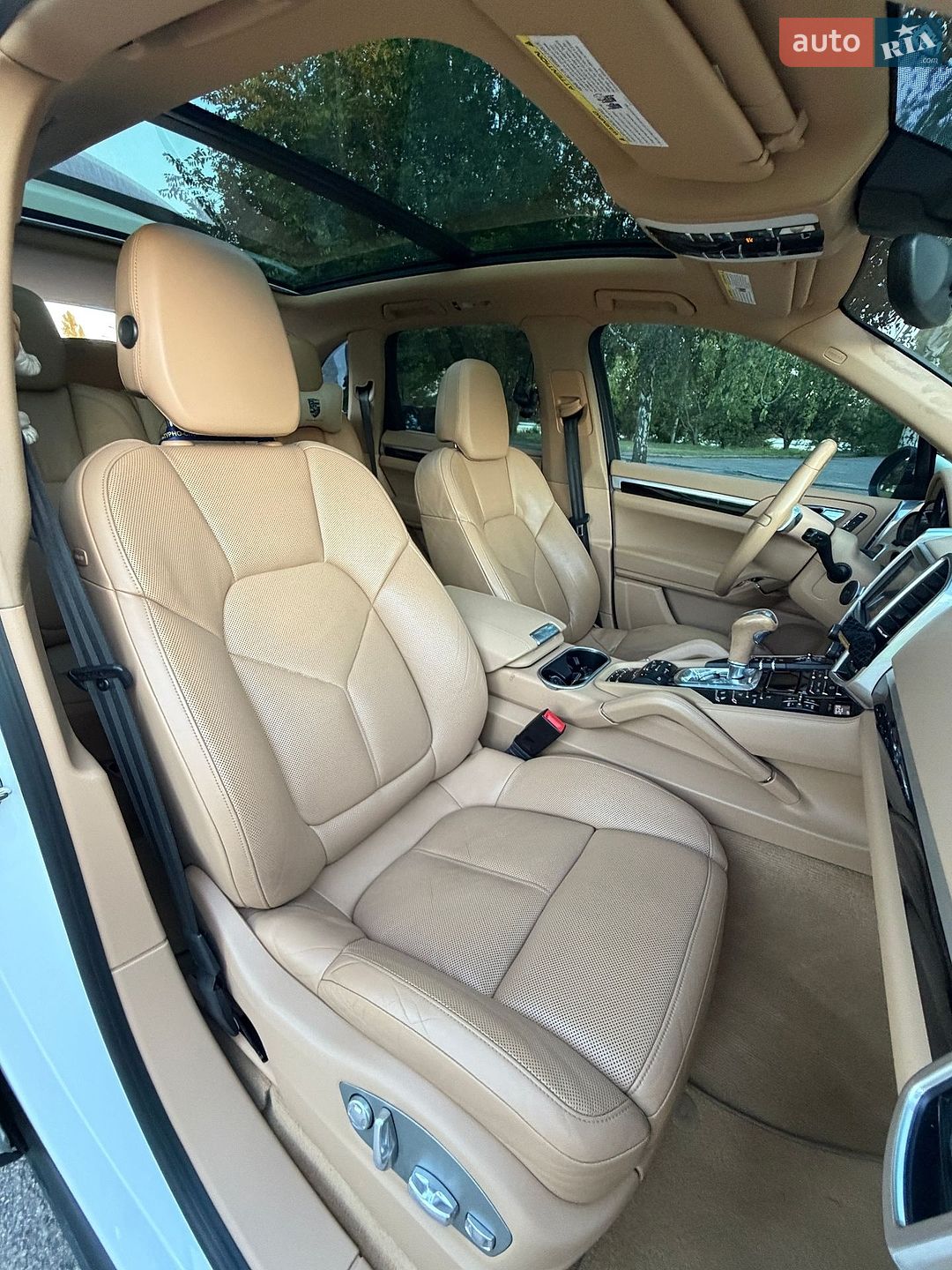 Porsche Cayenne 2013 VIN WP1AF2A21DLA43988 фото оголошення 2 з 49