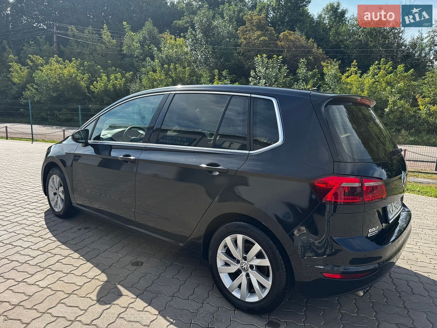 Volkswagen Golf 2015 VIN WVWZZZAUZGW515586 фото оголошення 4 з 13