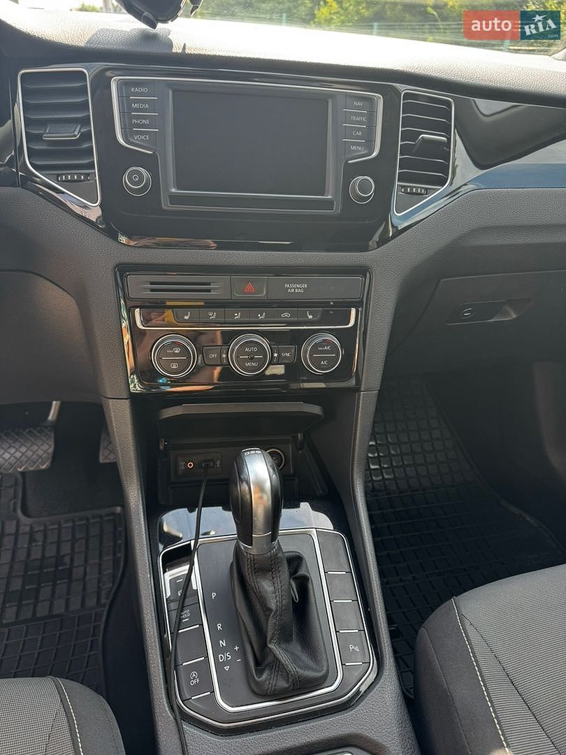Volkswagen Golf 2015 VIN WVWZZZAUZGW515586 фото оголошення 11 з 13
