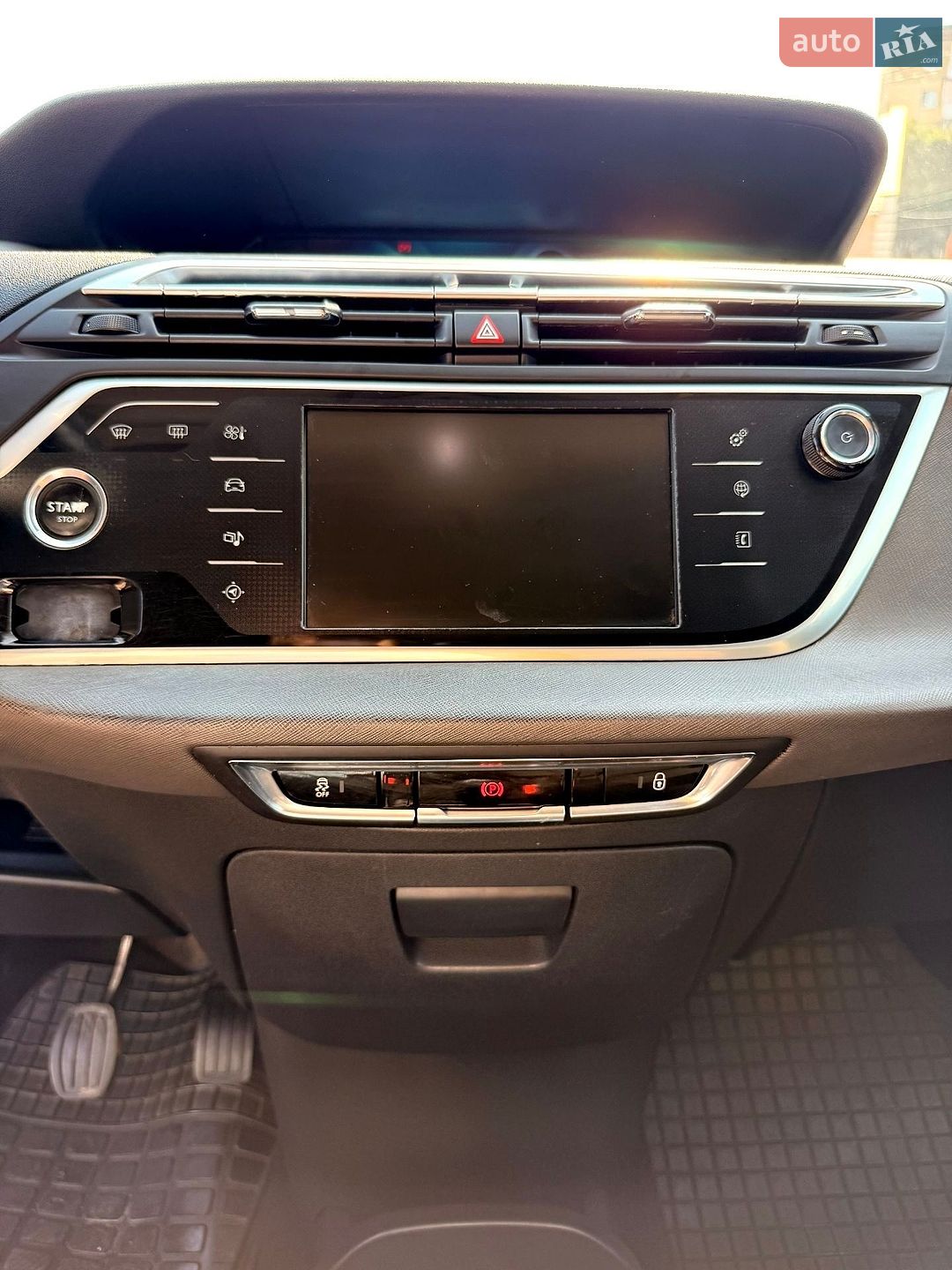 Citroen C4 Picasso 2014 VIN VF73A5FV8EJ575401 фото оголошення 18 з 29