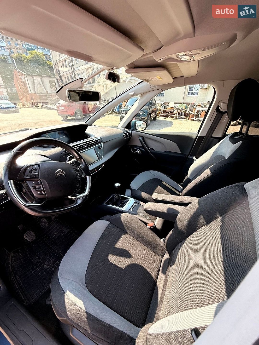 Citroen C4 Picasso 2014 VIN VF73A5FV8EJ575401 фото оголошення 15 з 29