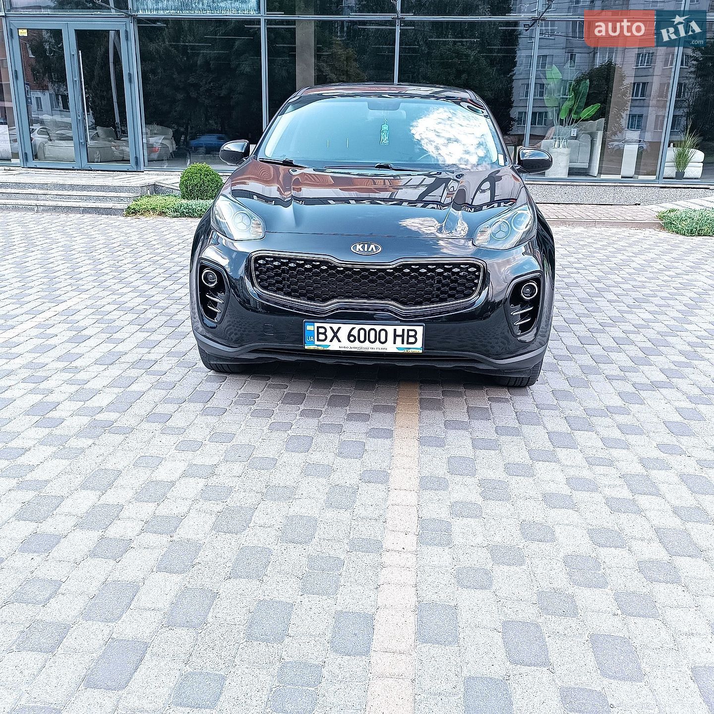Kia Sportage 2017 VIN KNDPMCAC8H7271016 фото оголошення 2 з 29