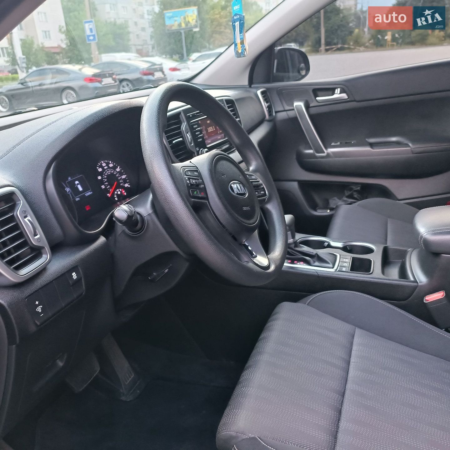 Kia Sportage 2017 VIN KNDPMCAC8H7271016 фото оголошення 26 з 29