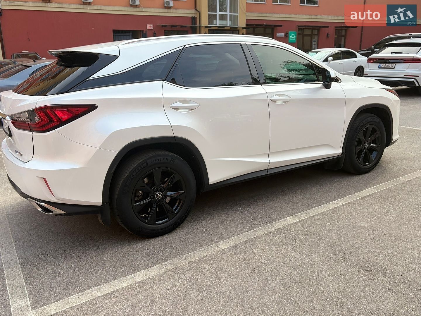Lexus RX 2018 VIN JTJBAMCA302062849 фото оголошення 8 з 25