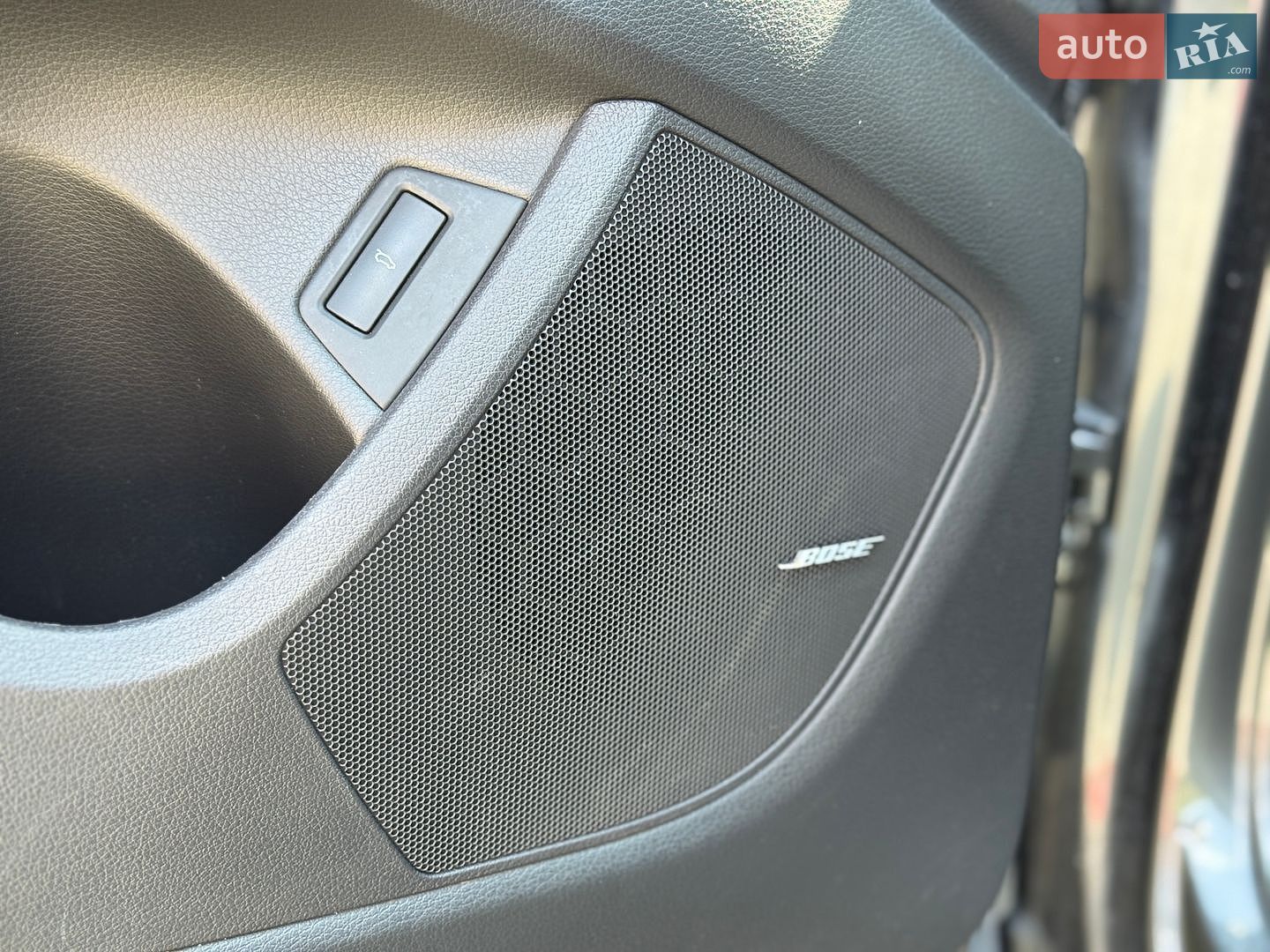 Audi Q7 2015 VIN WAUZZZ4L9FD029291 фото оголошення 27 з 39