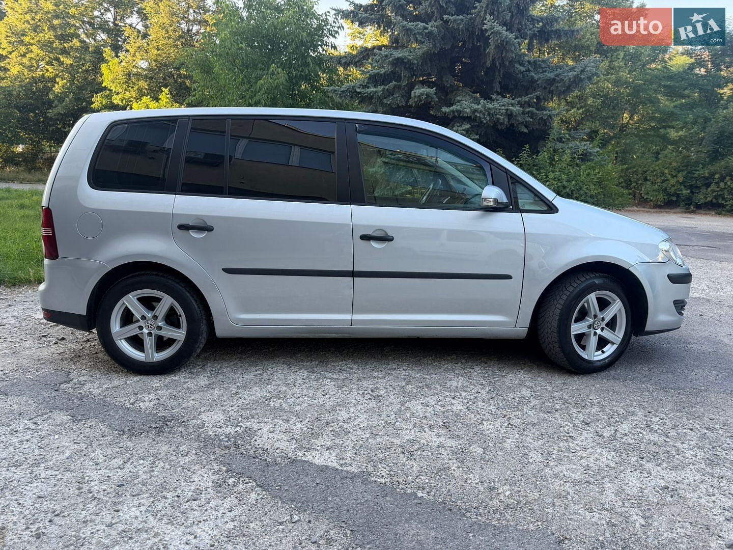 Volkswagen Touran 2006 VIN WVGZZZ1TZ7W017892 фото оголошення 4 з 12