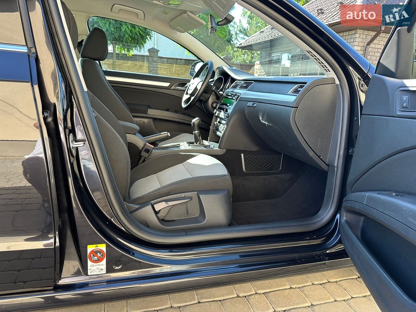 Skoda Superb 2011 VIN TMBJB93T3B9046588 фото оголошення 34 з 52