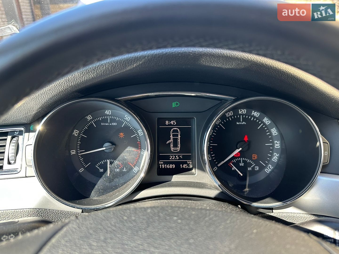 Skoda Superb 2011 VIN TMBJB93T3B9046588 фото оголошення 40 з 52