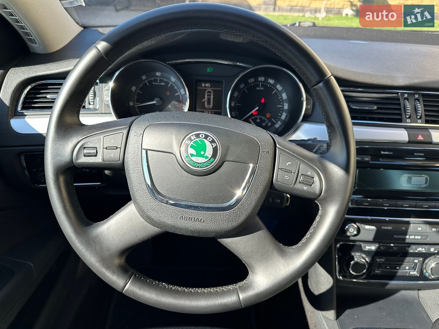 Skoda Superb 2011 VIN TMBJB93T3B9046588 фото оголошення 41 з 52