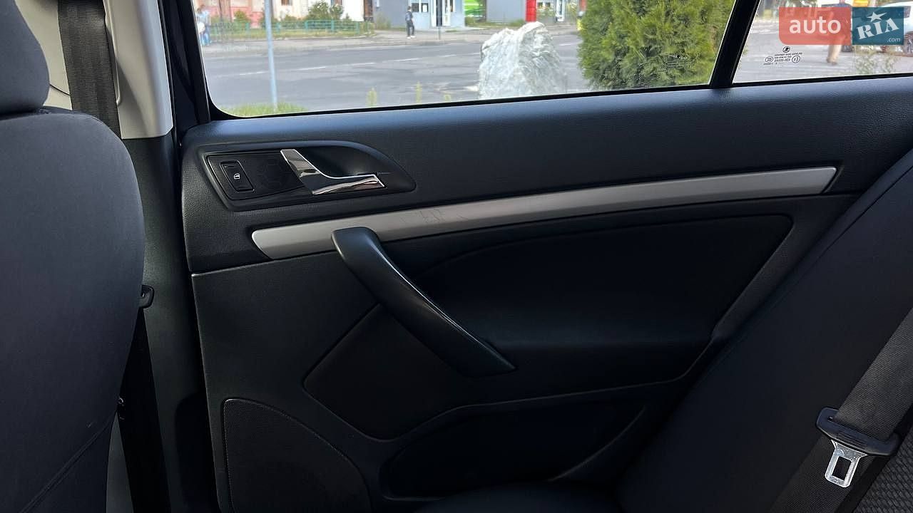 Skoda Octavia 2012 VIN TMBCA412XCB159065 фото оголошення 31 з 35