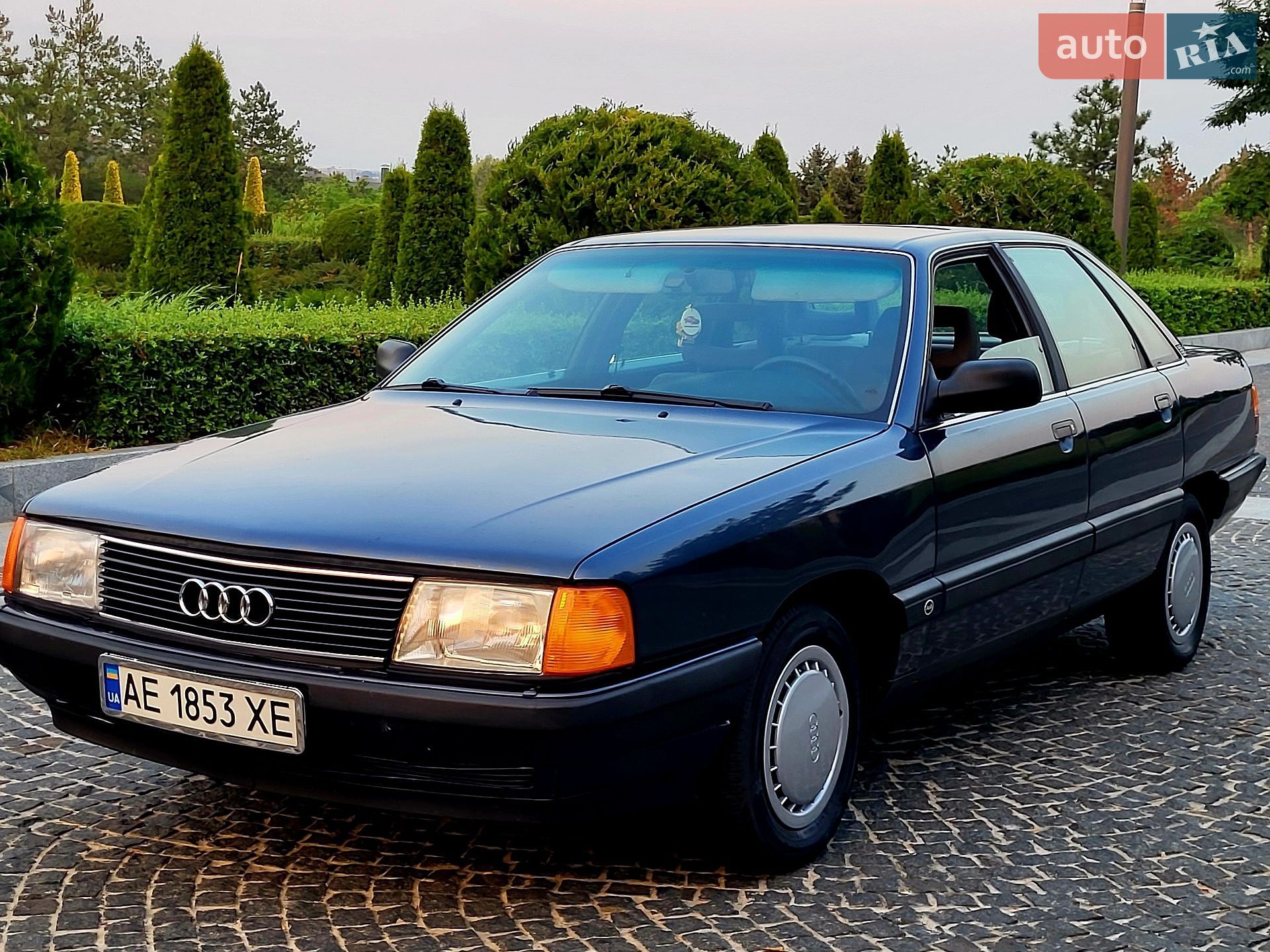 Audi 100 1988 VIN WAUZZZ44ZJN205700 фото оголошення 4 з 47