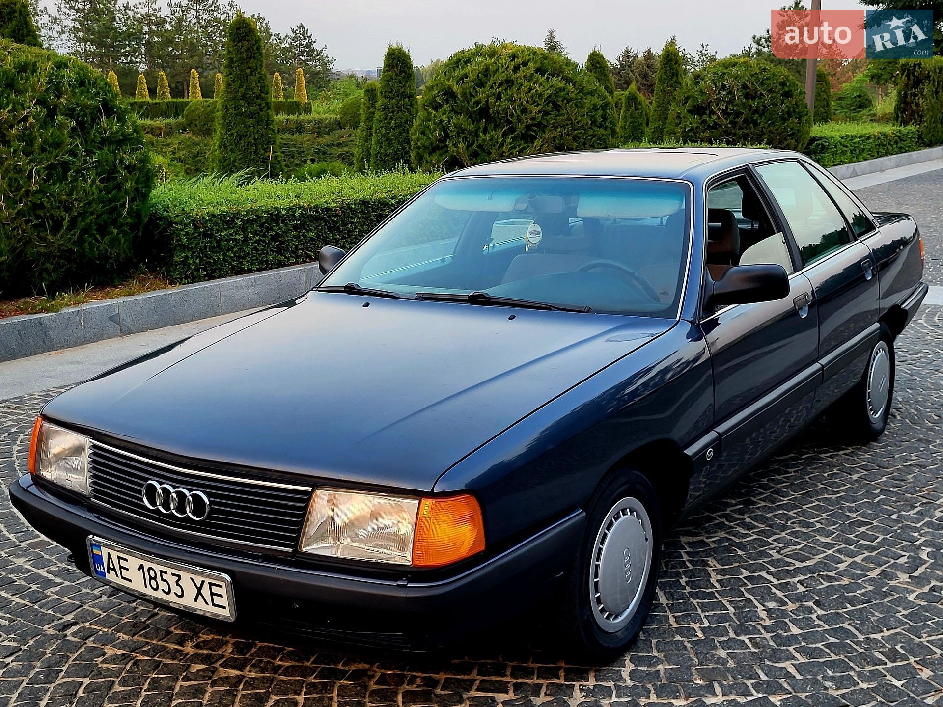 Audi 100 1988 VIN WAUZZZ44ZJN205700 фото оголошення 3 з 47
