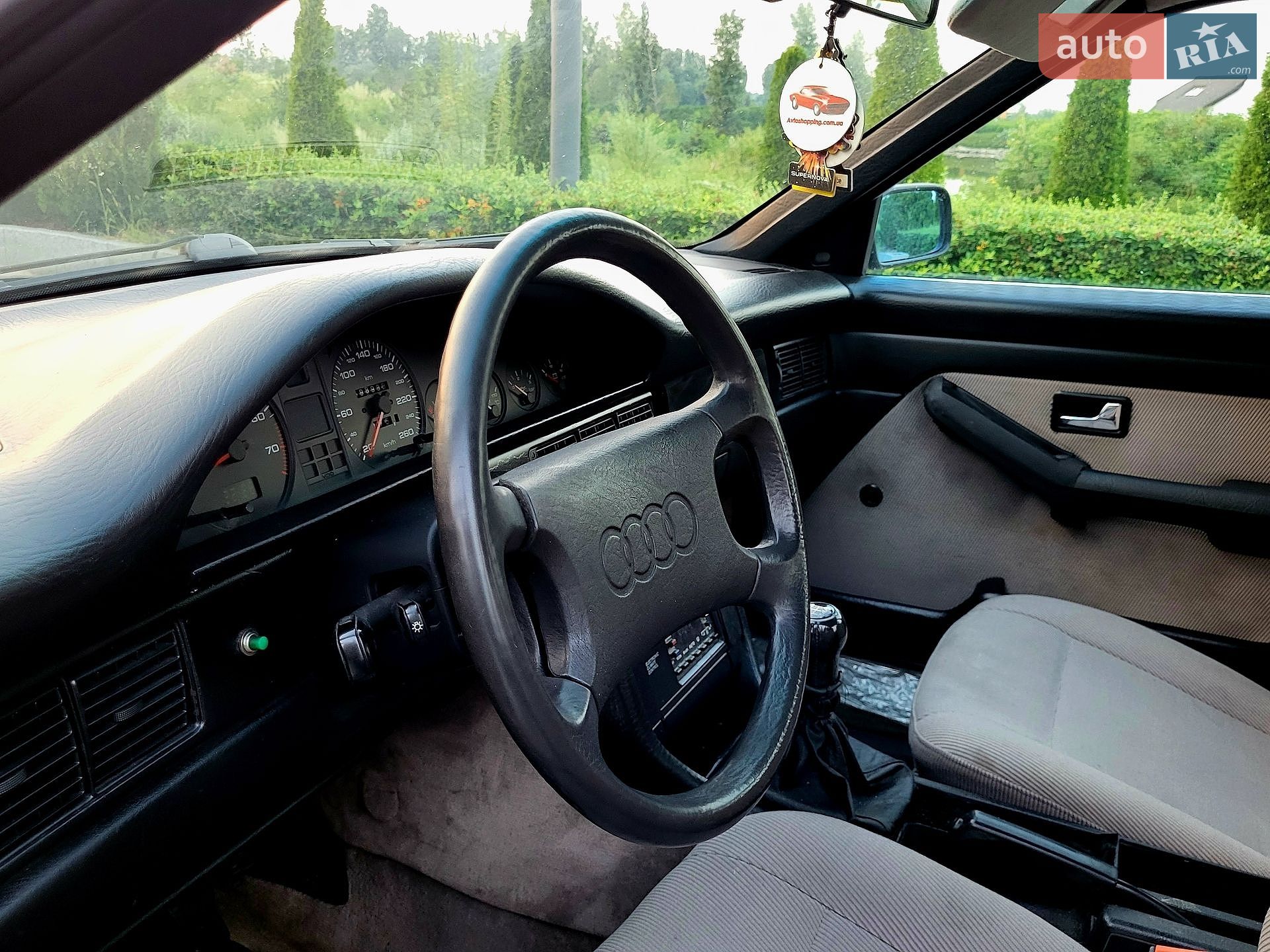 Audi 100 1988 VIN WAUZZZ44ZJN205700 фото оголошення 27 з 47