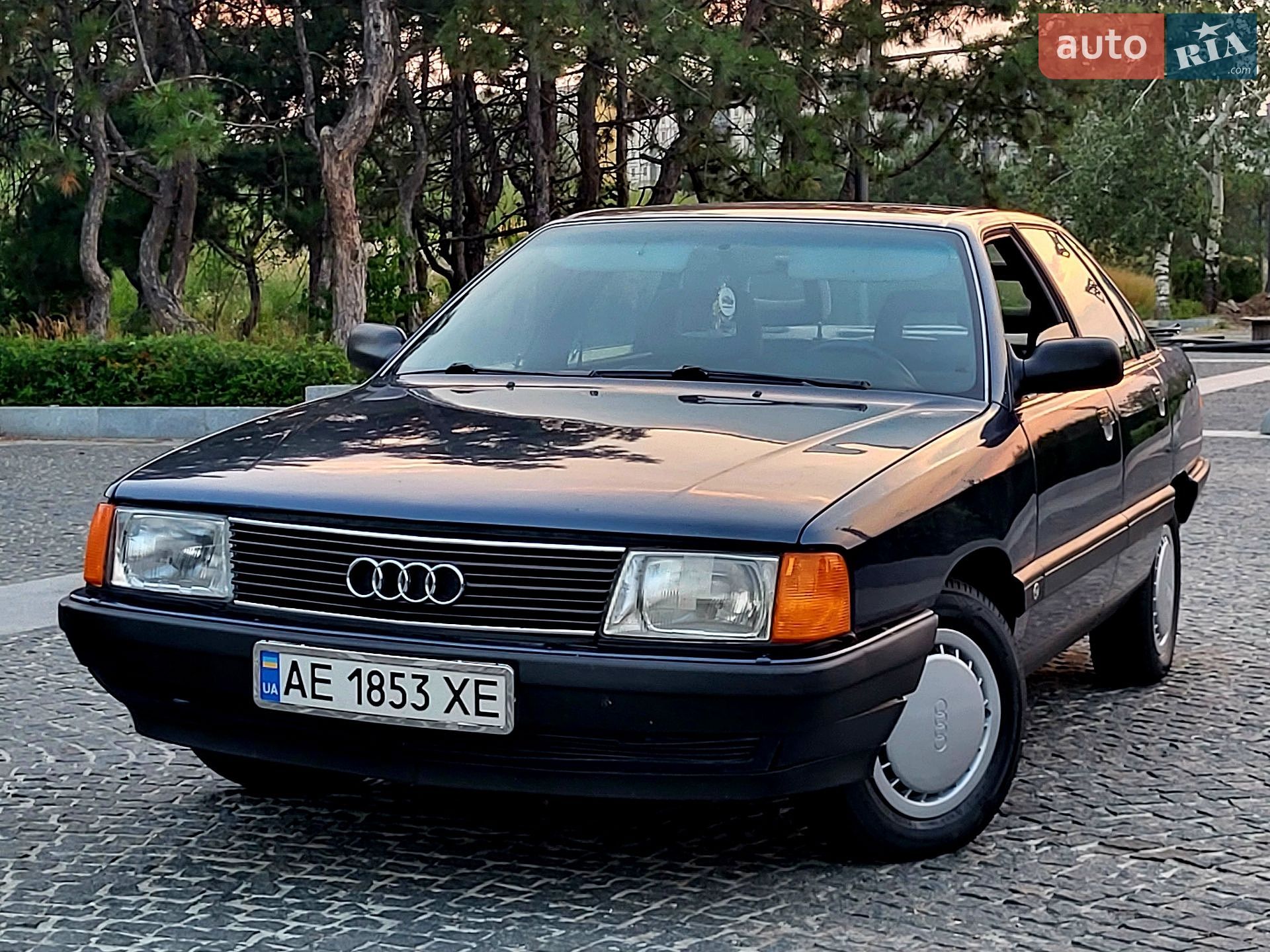 Audi 100 1988 VIN WAUZZZ44ZJN205700 фото оголошення 37 з 47