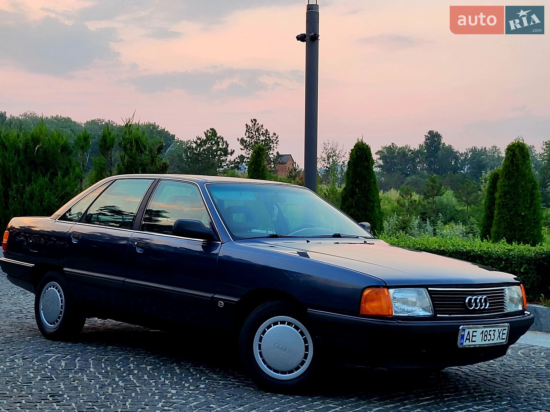 Audi 100 1988 VIN WAUZZZ44ZJN205700 фото оголошення 39 з 47