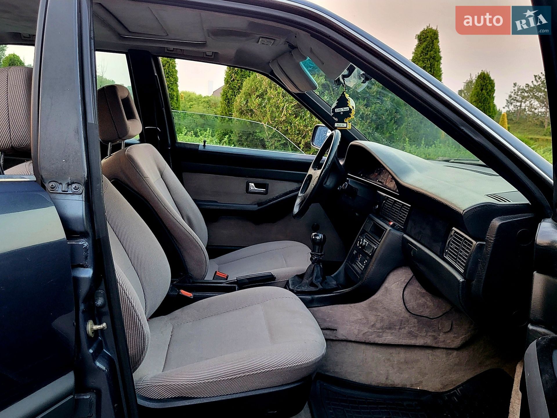 Audi 100 1988 VIN WAUZZZ44ZJN205700 фото оголошення 45 з 47