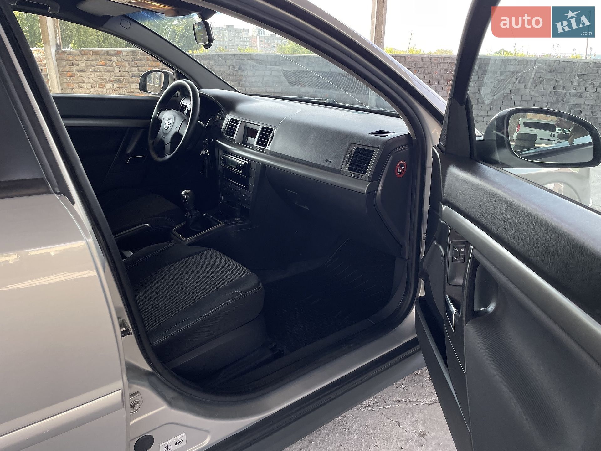 Opel Vectra 2005 VIN Y6D0ZCF6951056972 фото оголошення 40 з 51