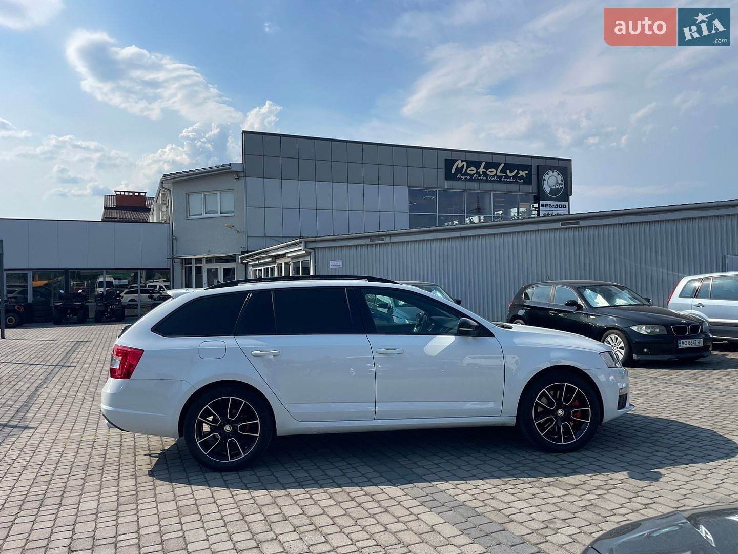 Skoda Octavia 2015 VIN TMBJK7NE6G0093726 фото оголошення 7 з 48