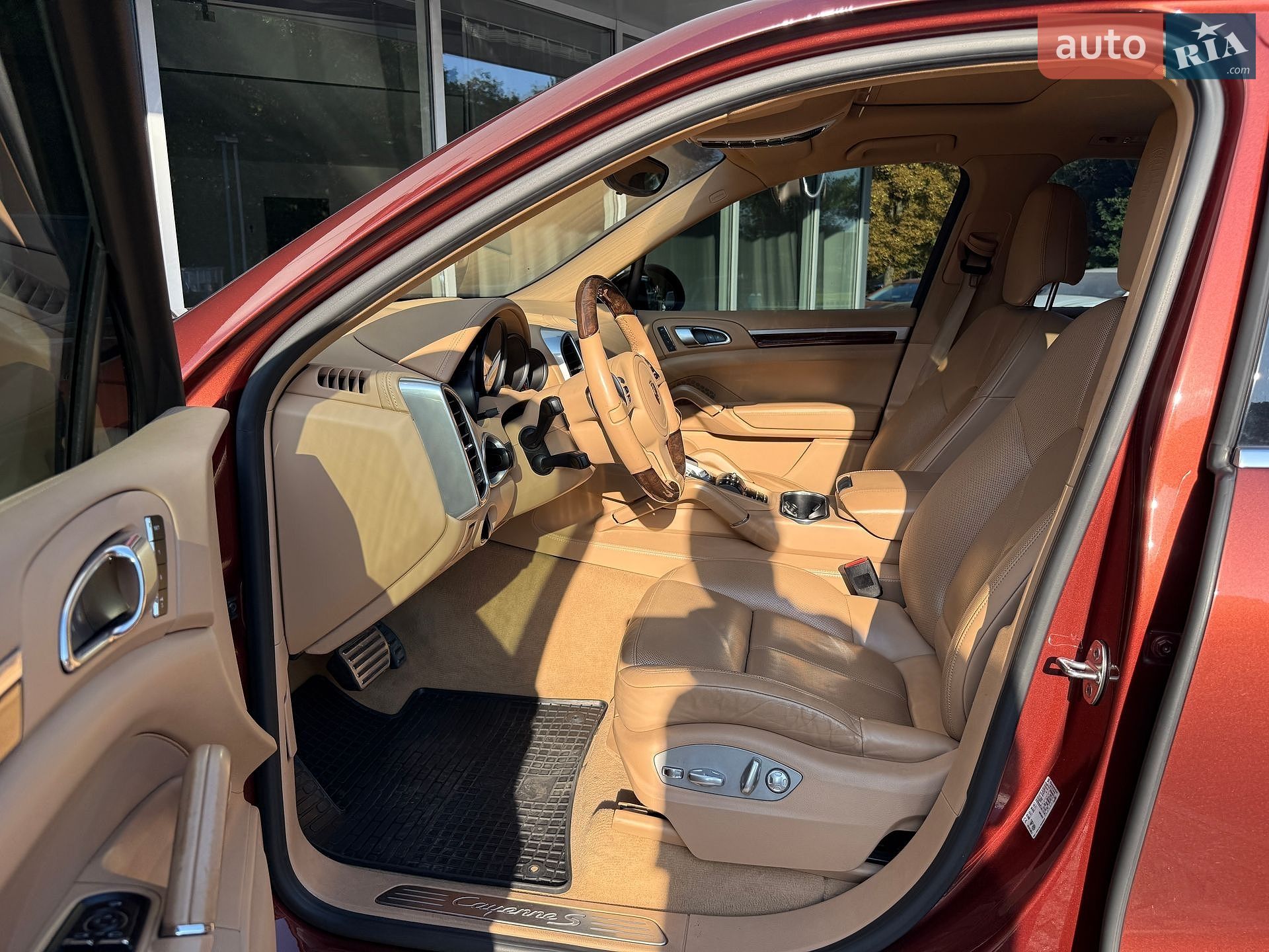 Porsche Cayenne 2013 VIN WP1ZZZ92ZDLA97541 фото оголошення 12 з 43