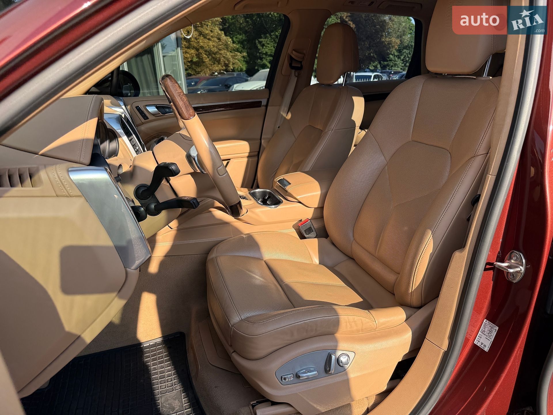 Porsche Cayenne 2013 VIN WP1ZZZ92ZDLA97541 фото оголошення 13 з 43