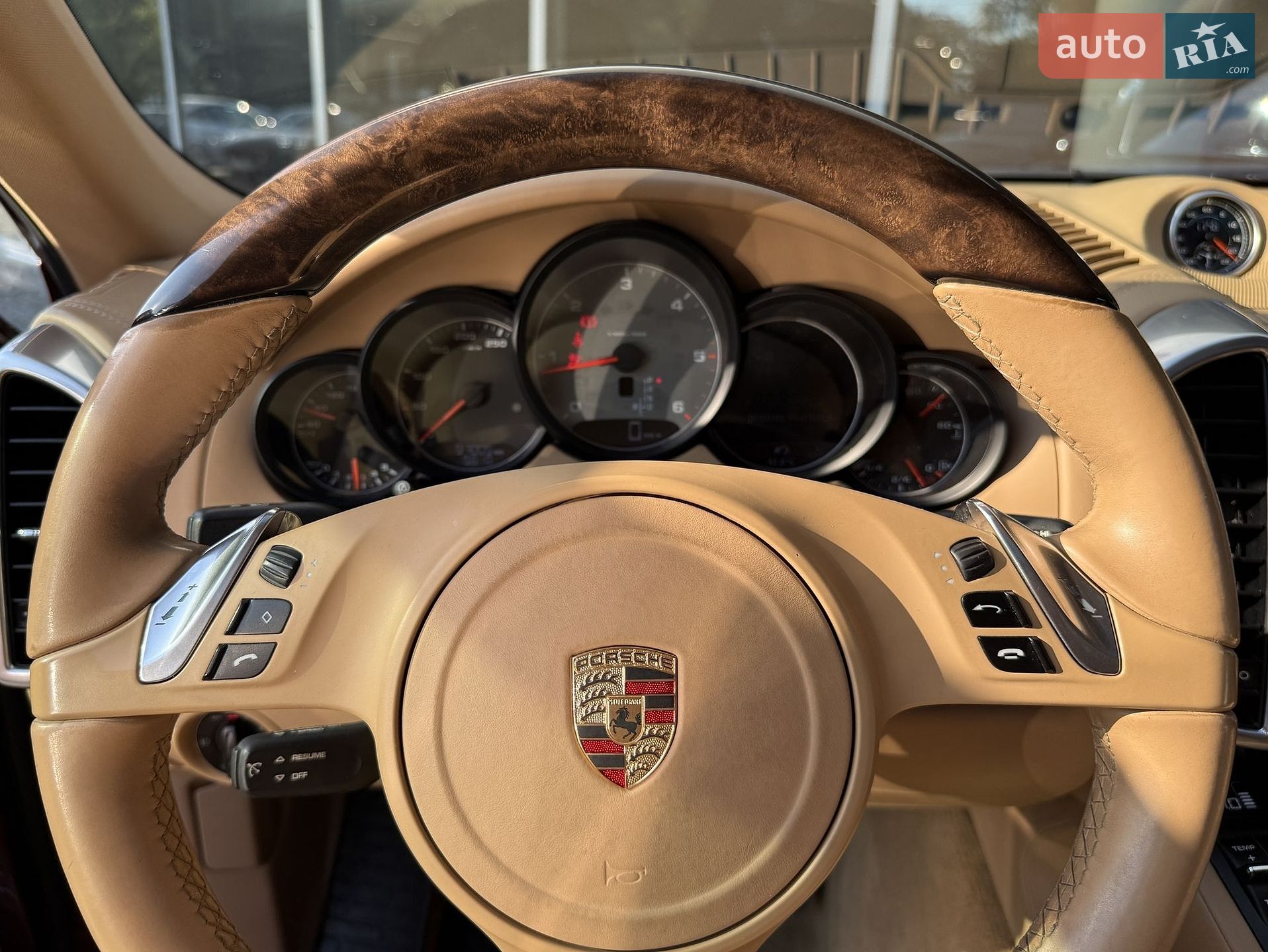 Porsche Cayenne 2013 VIN WP1ZZZ92ZDLA97541 фото оголошення 25 з 43