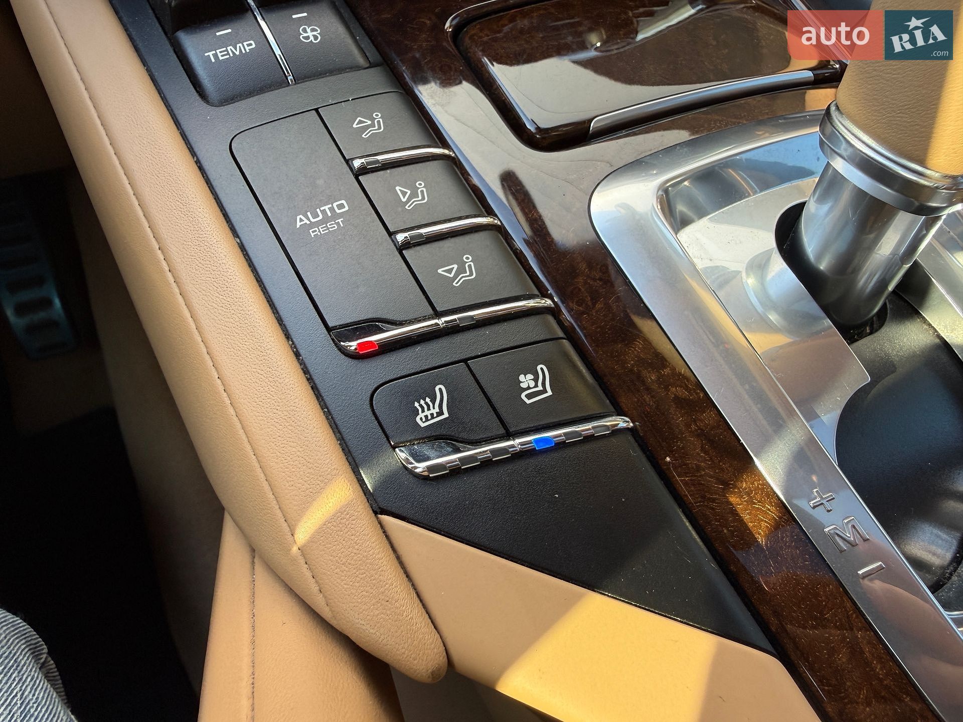 Porsche Cayenne 2013 VIN WP1ZZZ92ZDLA97541 фото оголошення 38 з 43