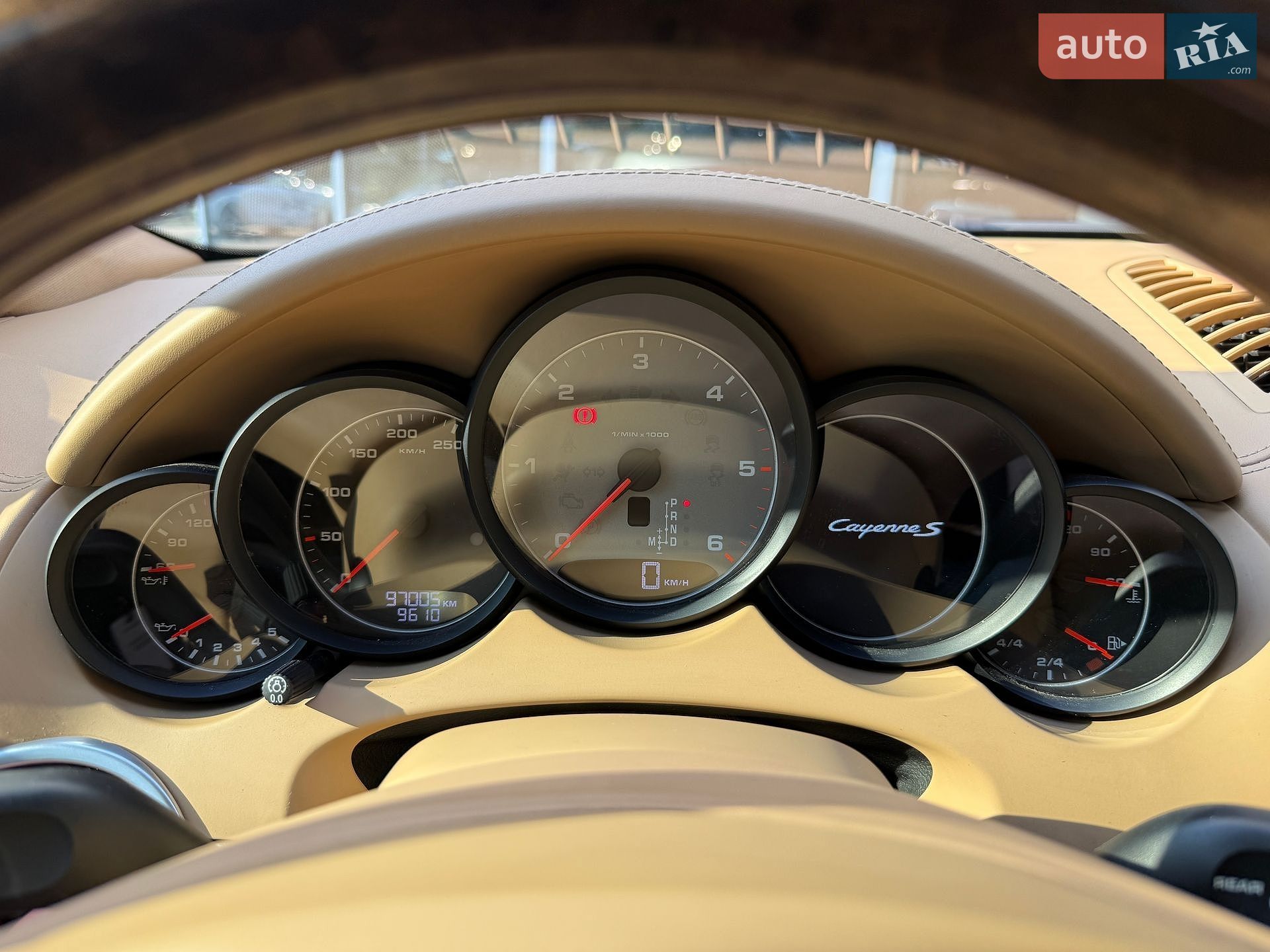 Porsche Cayenne 2013 VIN WP1ZZZ92ZDLA97541 фото оголошення 40 з 43
