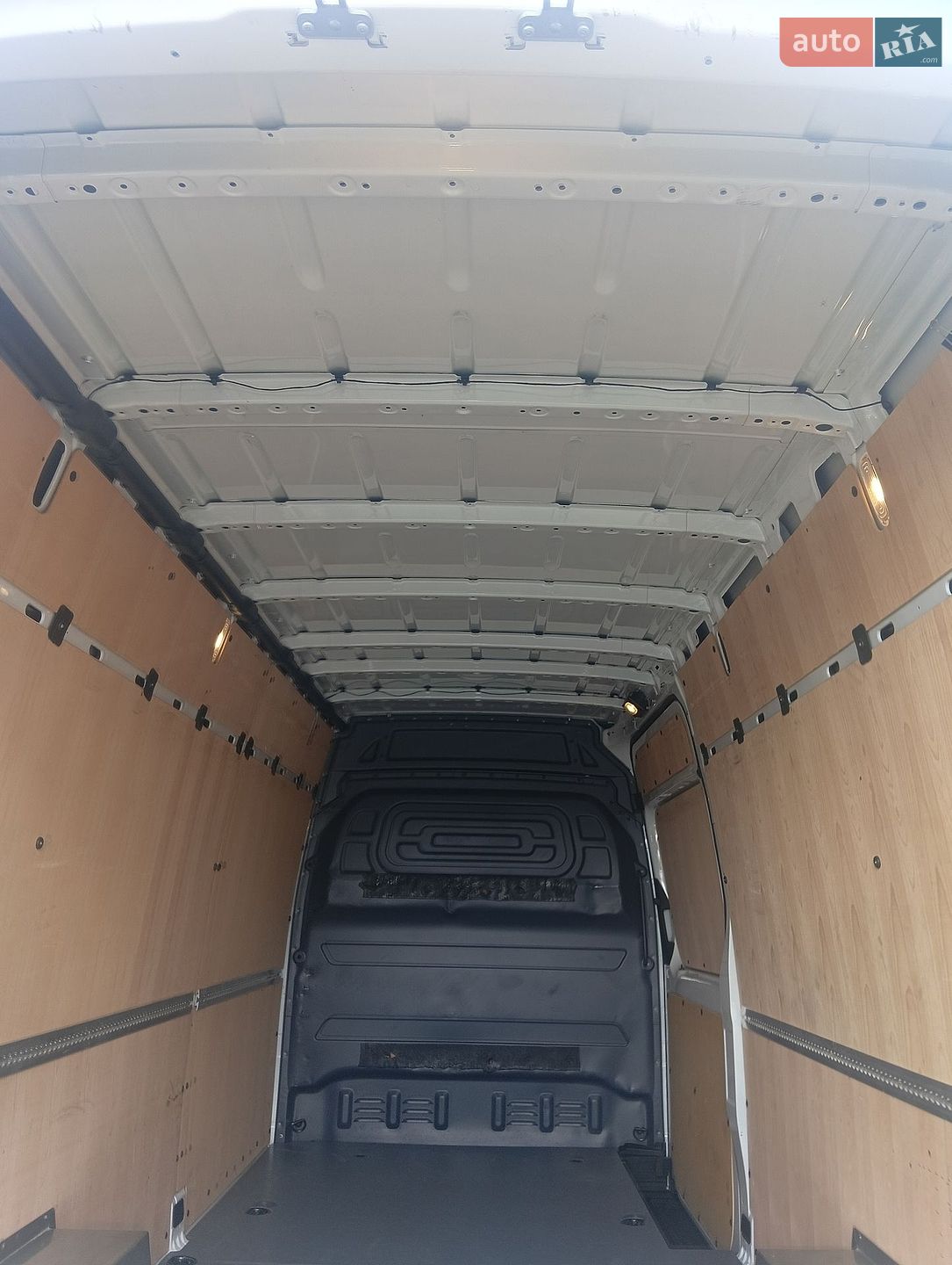 Mercedes-Benz Sprinter 2024 VIN W1V3KCFZ4SP745285 фото оголошення 36 з 37