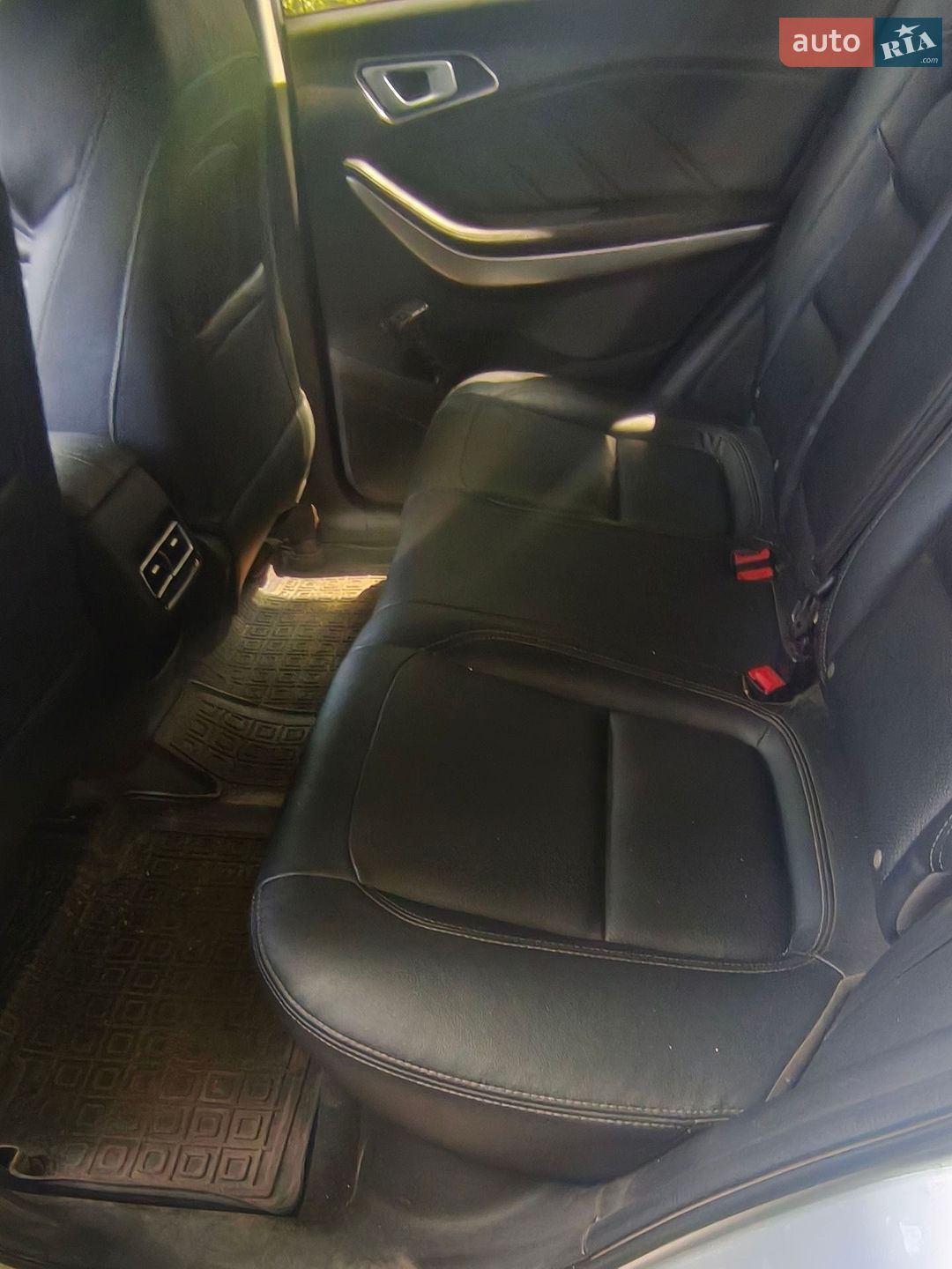 Chery Tiggo 7 2019 VIN LVVDB21B1KD111472 фото оголошення 5 з 13