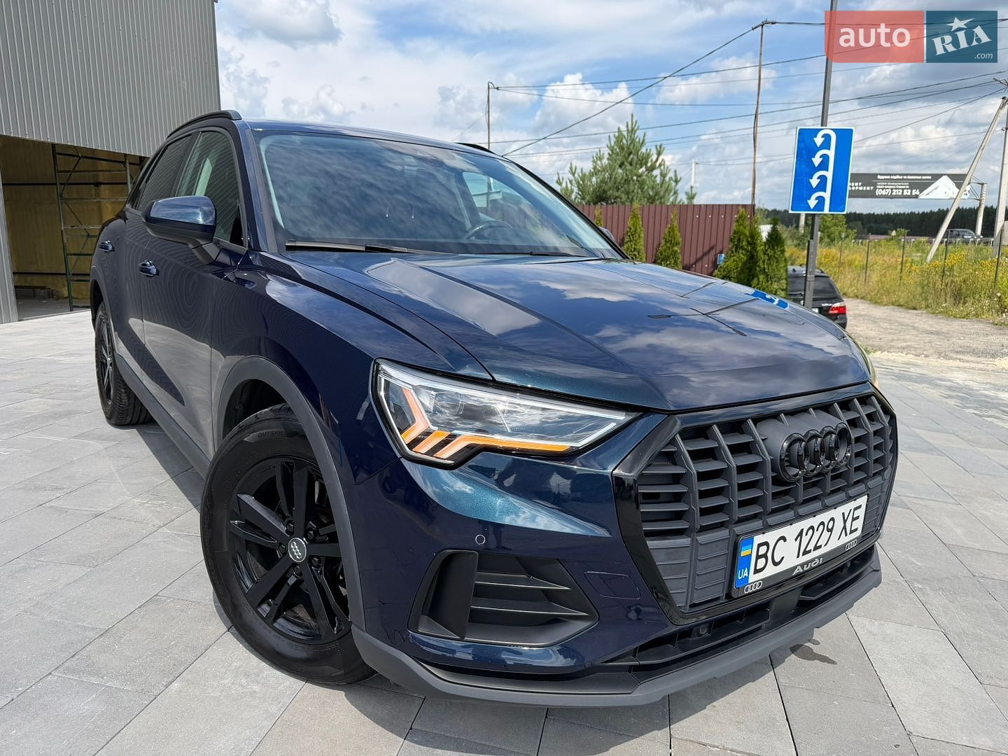 Audi Q3 2019 VIN WAUZZZF32L1060621 фото оголошення 4 з 24