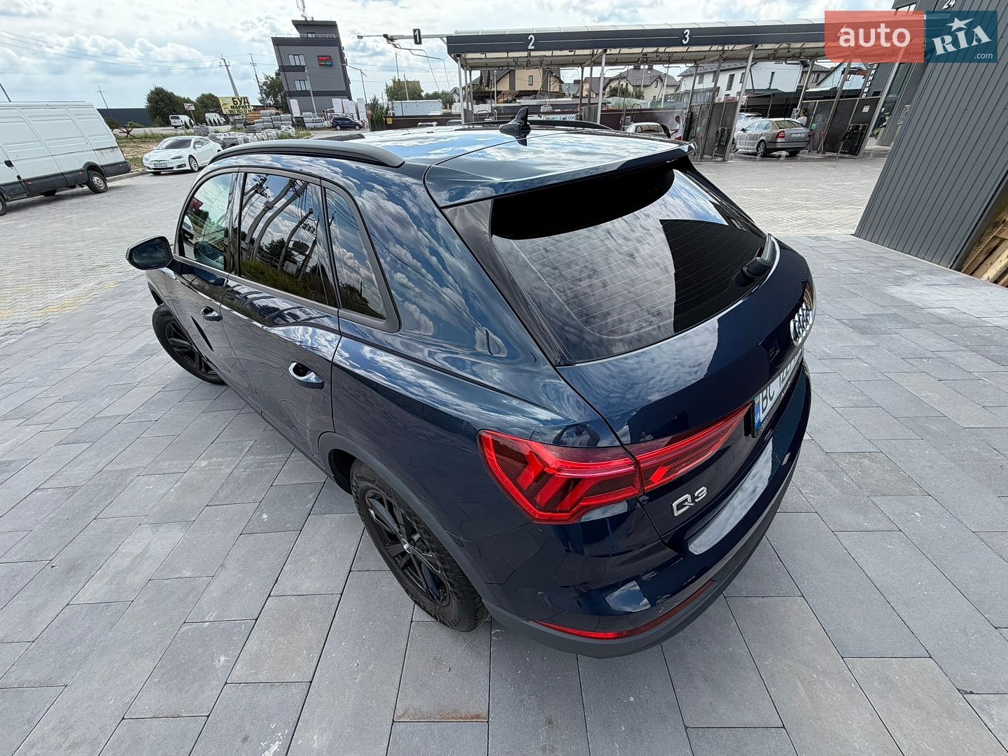 Audi Q3 2019 VIN WAUZZZF32L1060621 фото оголошення 9 з 24
