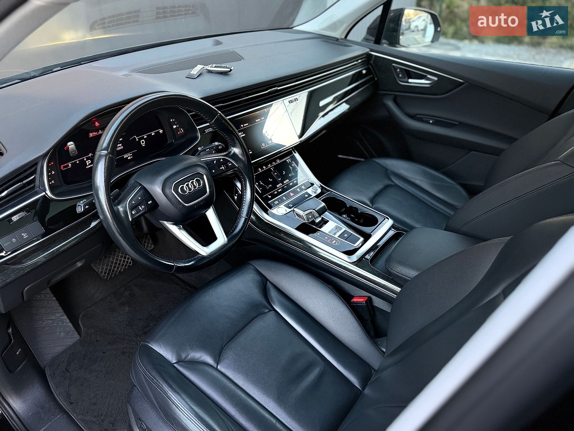 Audi Q7 2020 VIN WA1LXAF70LD003071 фото оголошення 43 з 90