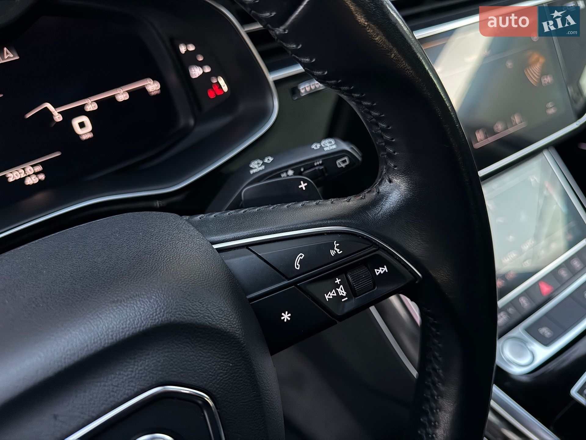 Audi Q7 2020 VIN WA1LXAF70LD003071 фото оголошення 54 з 90