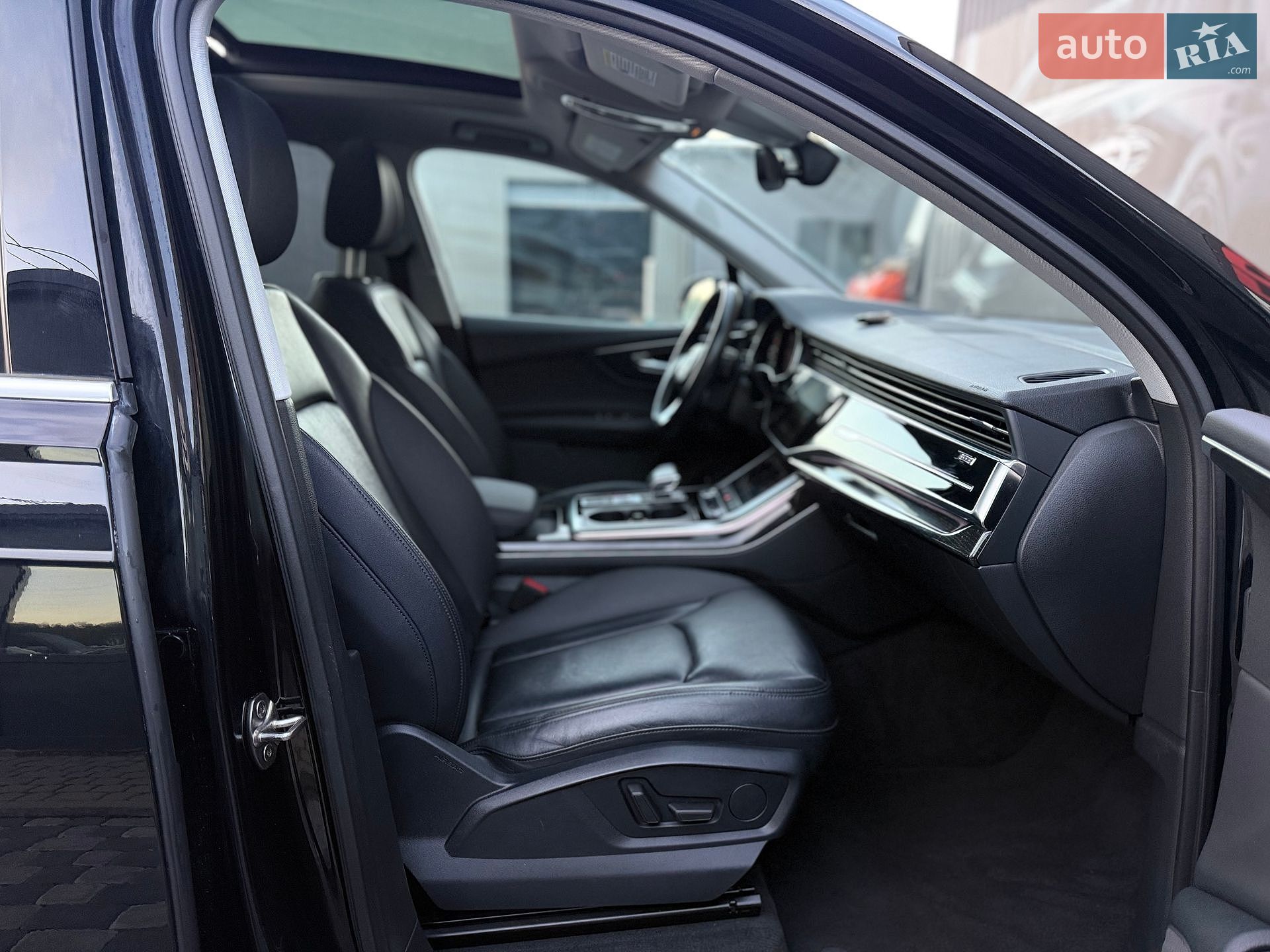 Audi Q7 2020 VIN WA1LXAF70LD003071 фото оголошення 63 з 90