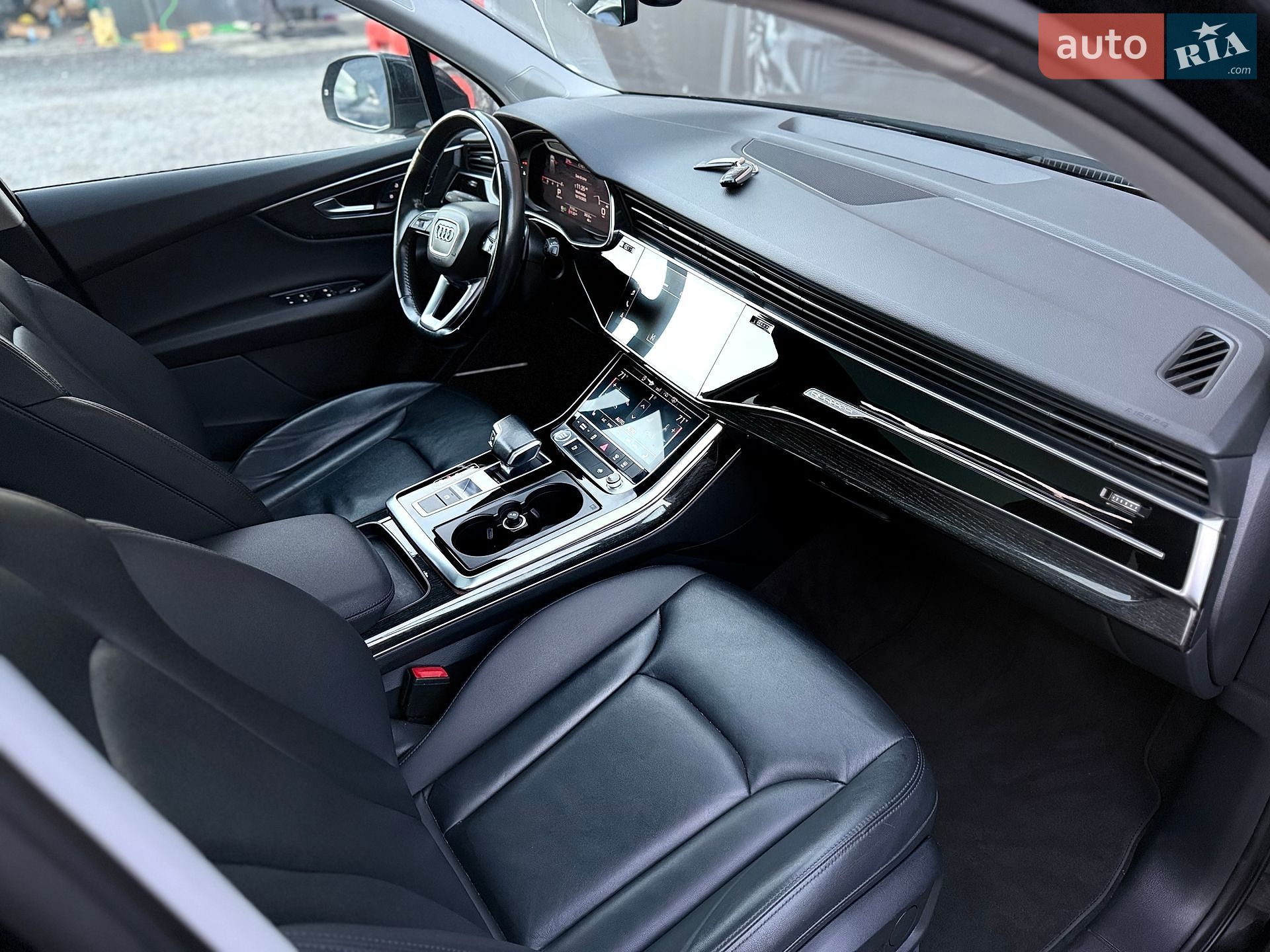 Audi Q7 2020 VIN WA1LXAF70LD003071 фото оголошення 64 з 90