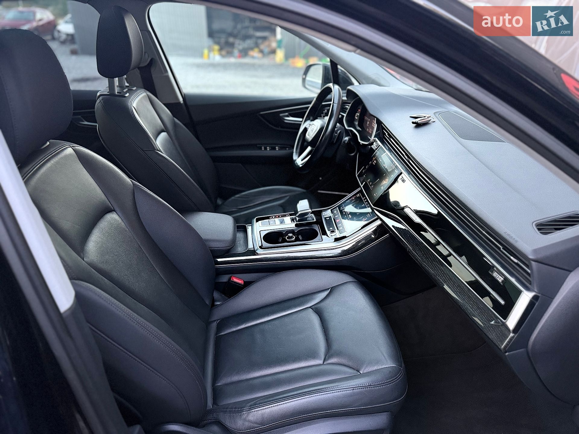 Audi Q7 2020 VIN WA1LXAF70LD003071 фото оголошення 67 з 90
