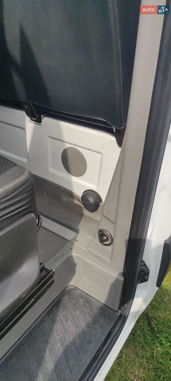 Mercedes-Benz Sprinter 2012 VIN WDB9067331S694886 фото оголошення 5 з 7