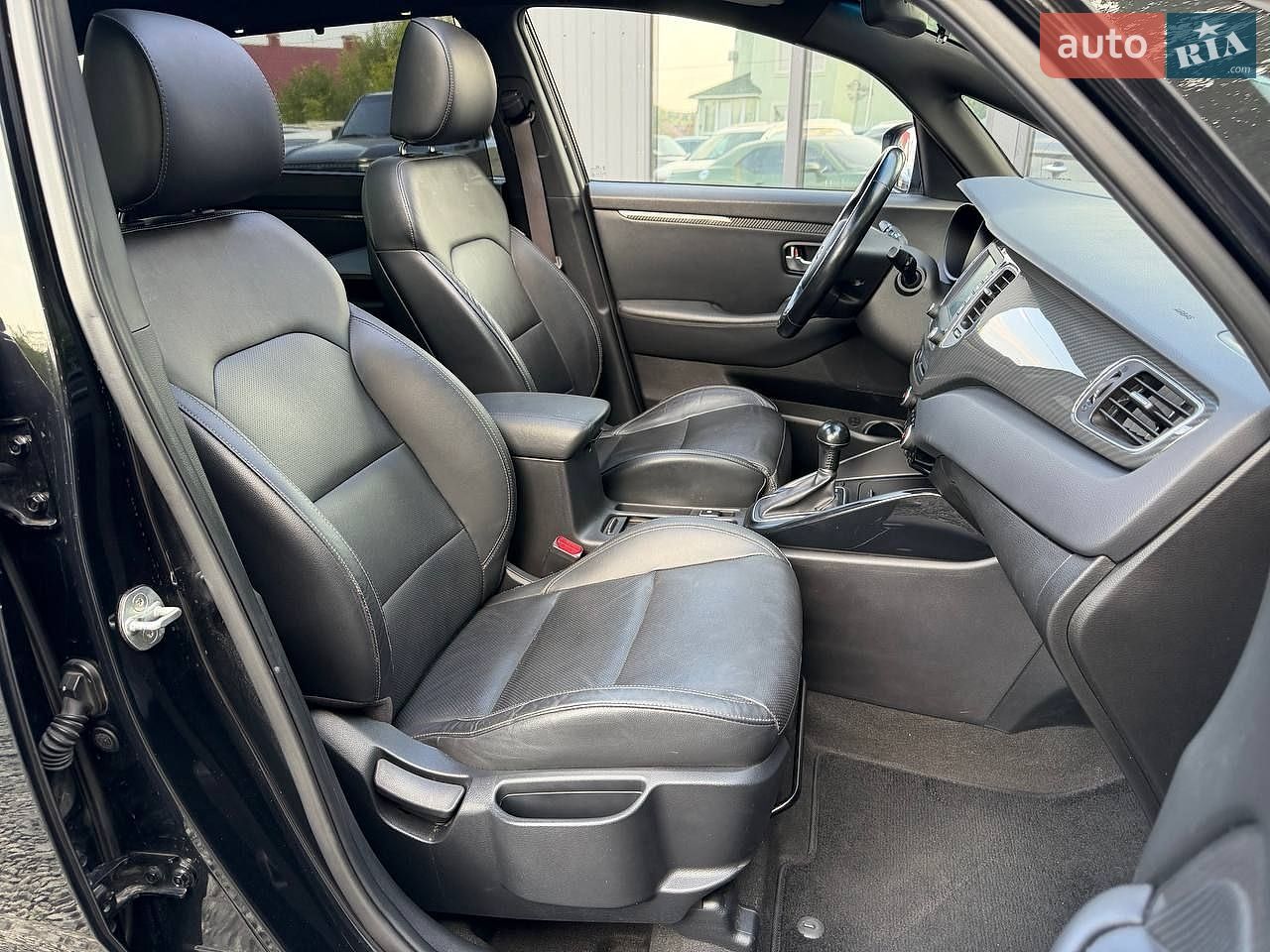 Kia Carens 2016 VIN KNAHU815GHK171115 фото оголошення 38 з 56
