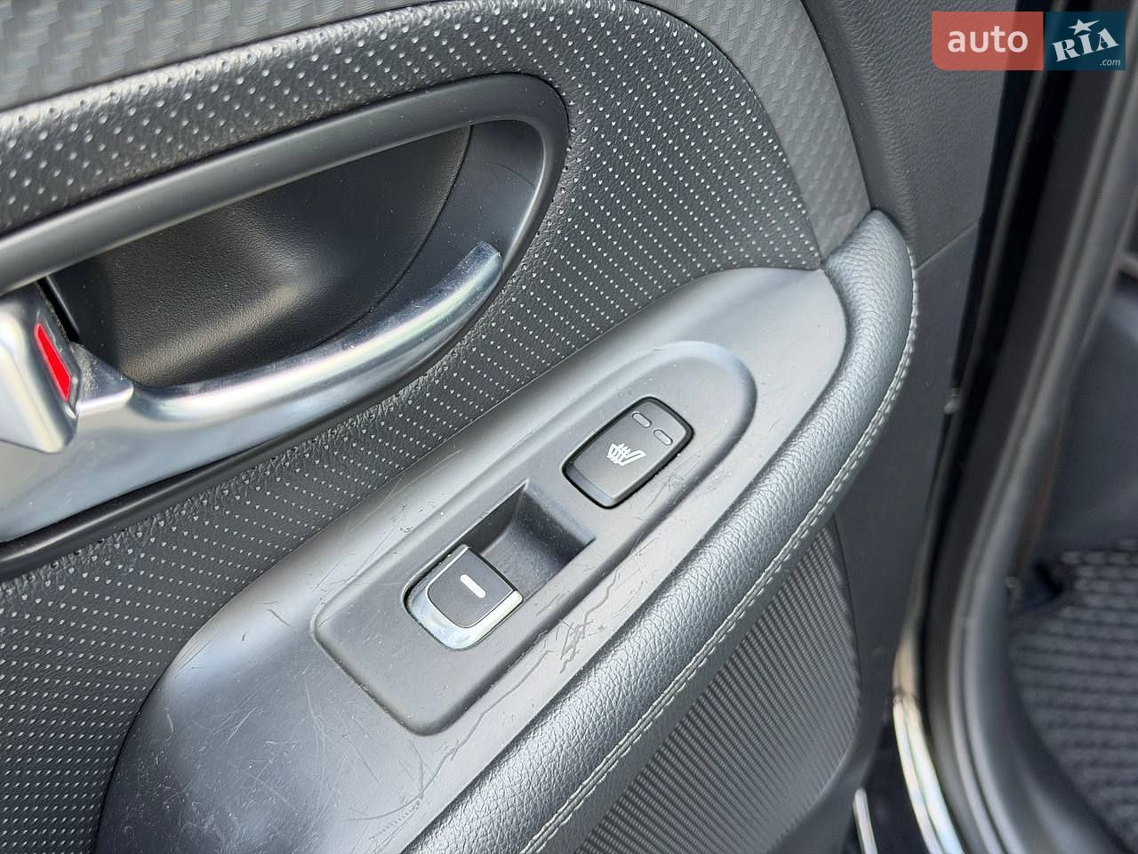 Kia Carens 2016 VIN KNAHU815GHK171115 фото оголошення 35 з 56