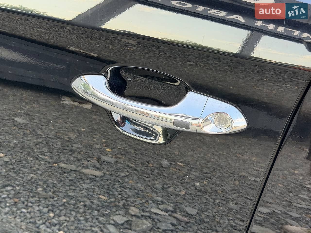 Kia Carens 2016 VIN KNAHU815GHK171115 фото оголошення 27 з 56