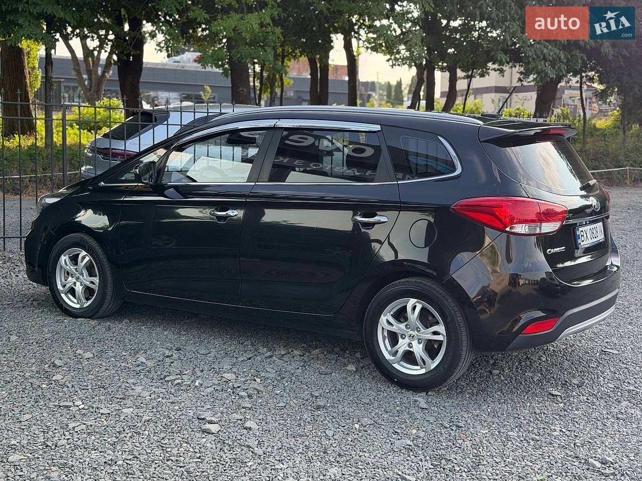 Kia Carens 2016 VIN KNAHU815GHK171115 фото оголошення 10 з 56